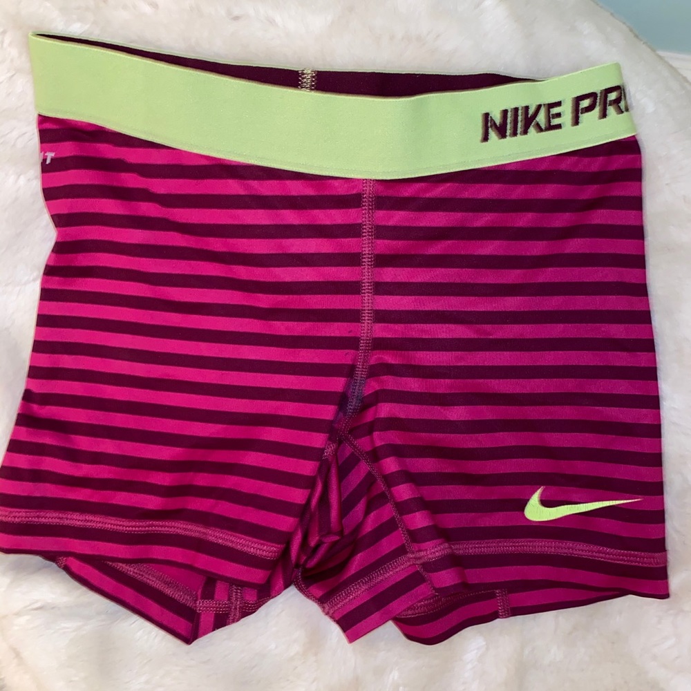 NIKE PRO SPANDEX